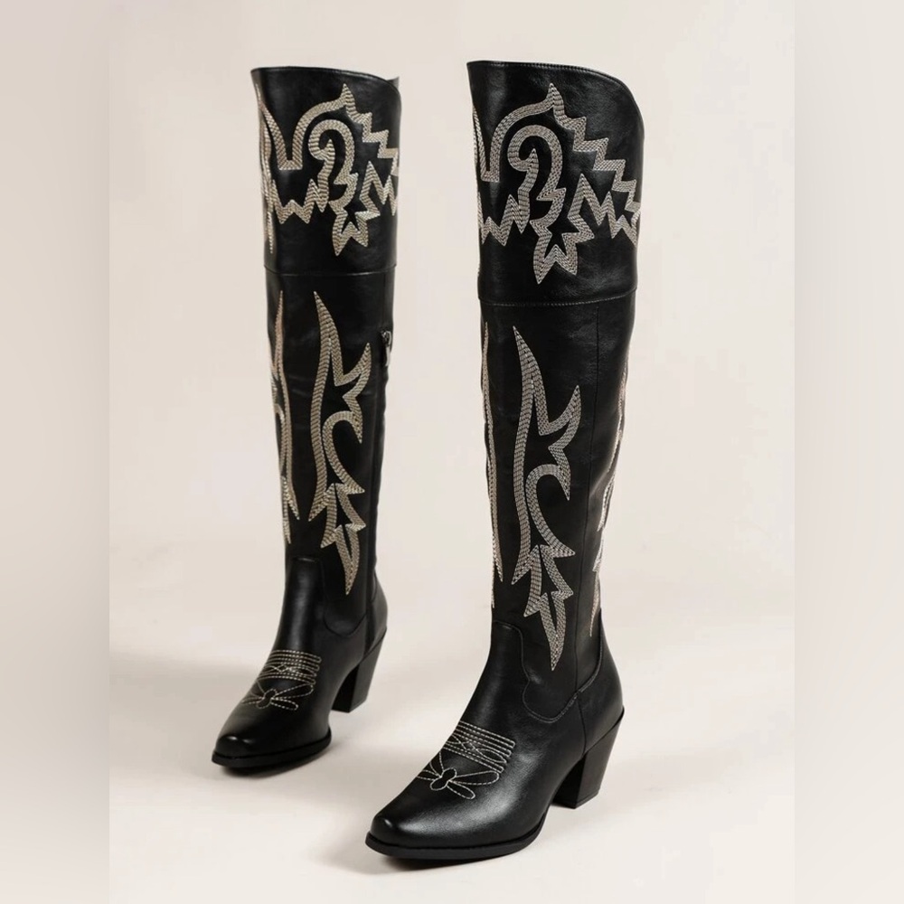 Black Cowgirl Boots
